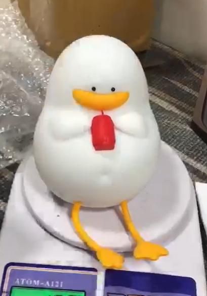 Cute Duck Night Light – Soft Silicone Bedside Lamp for Kids & Home Décor